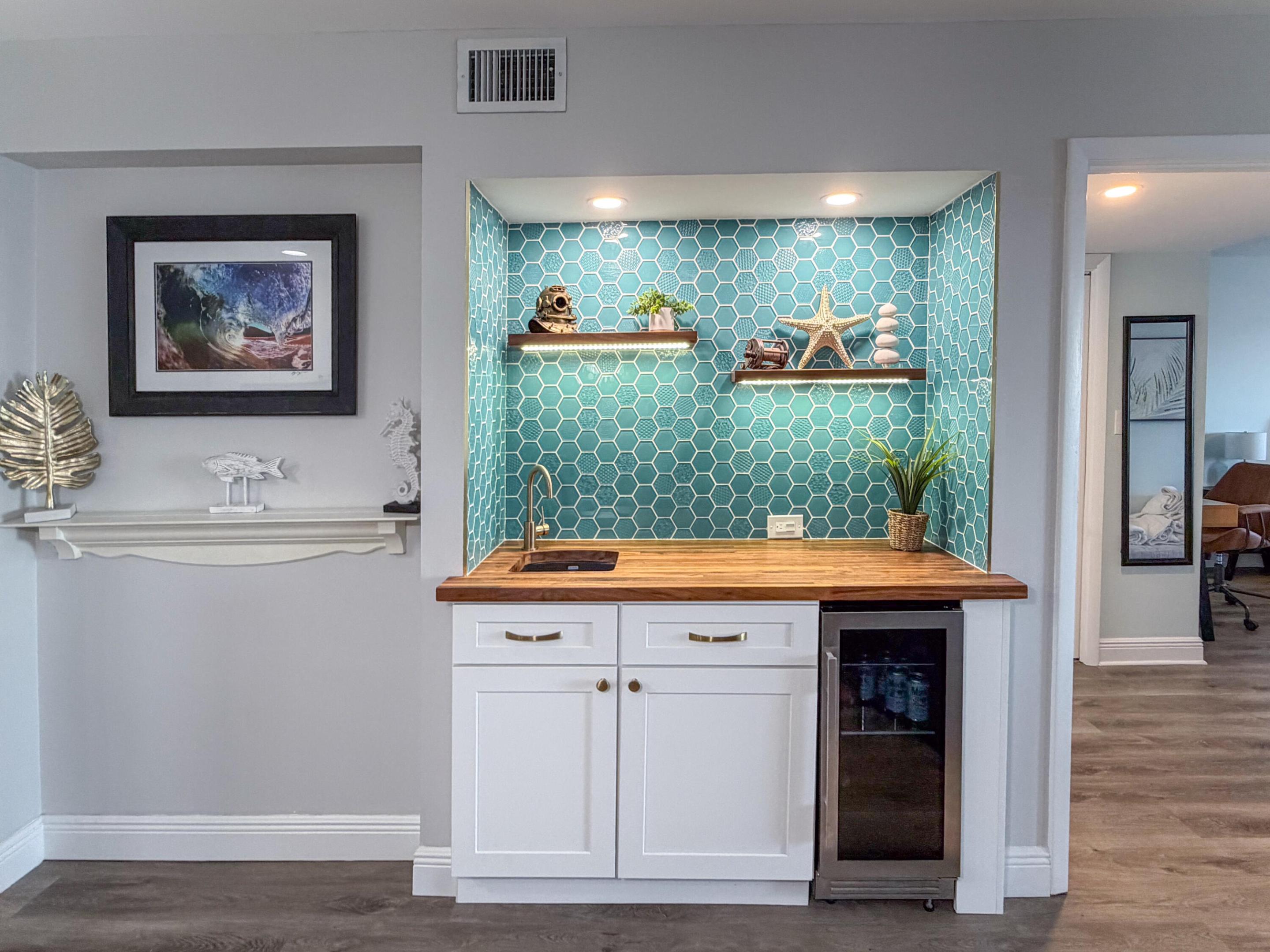 ATLANTIS III BY THE SEA, A CONDOMINIUM - Residential Lease
