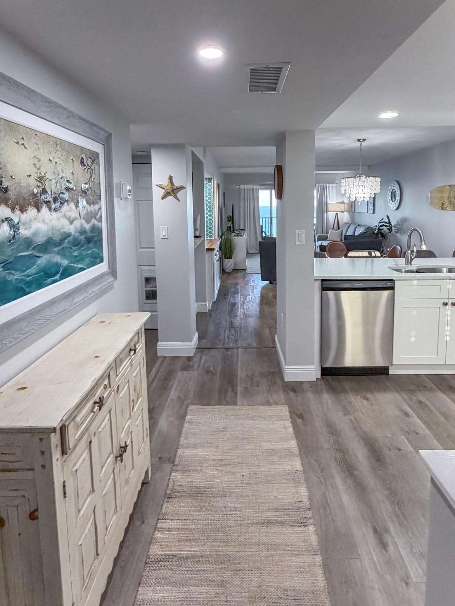 ATLANTIS III BY THE SEA, A CONDOMINIUM - Residential Lease