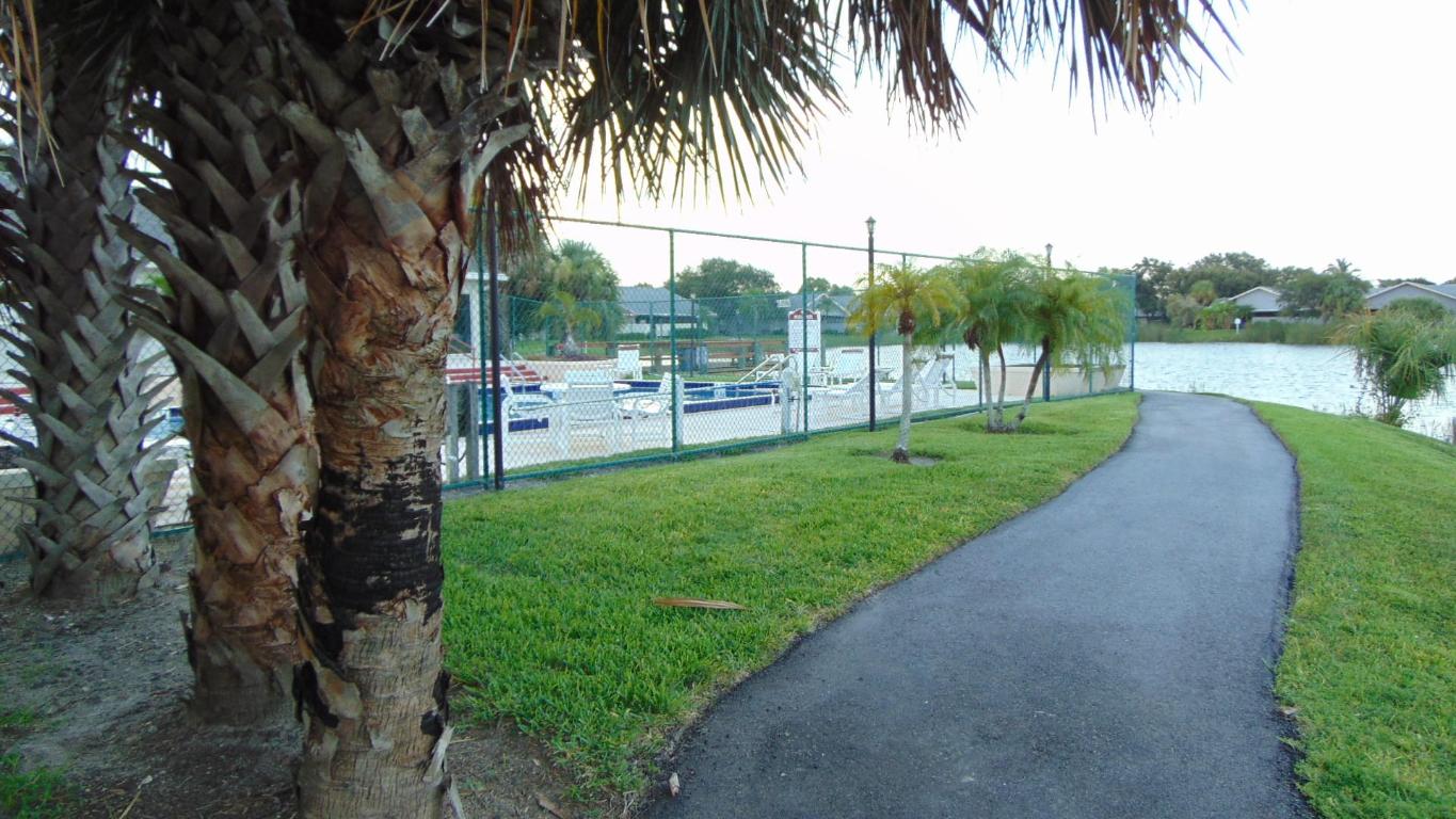 CINNAMON TREE - Residential