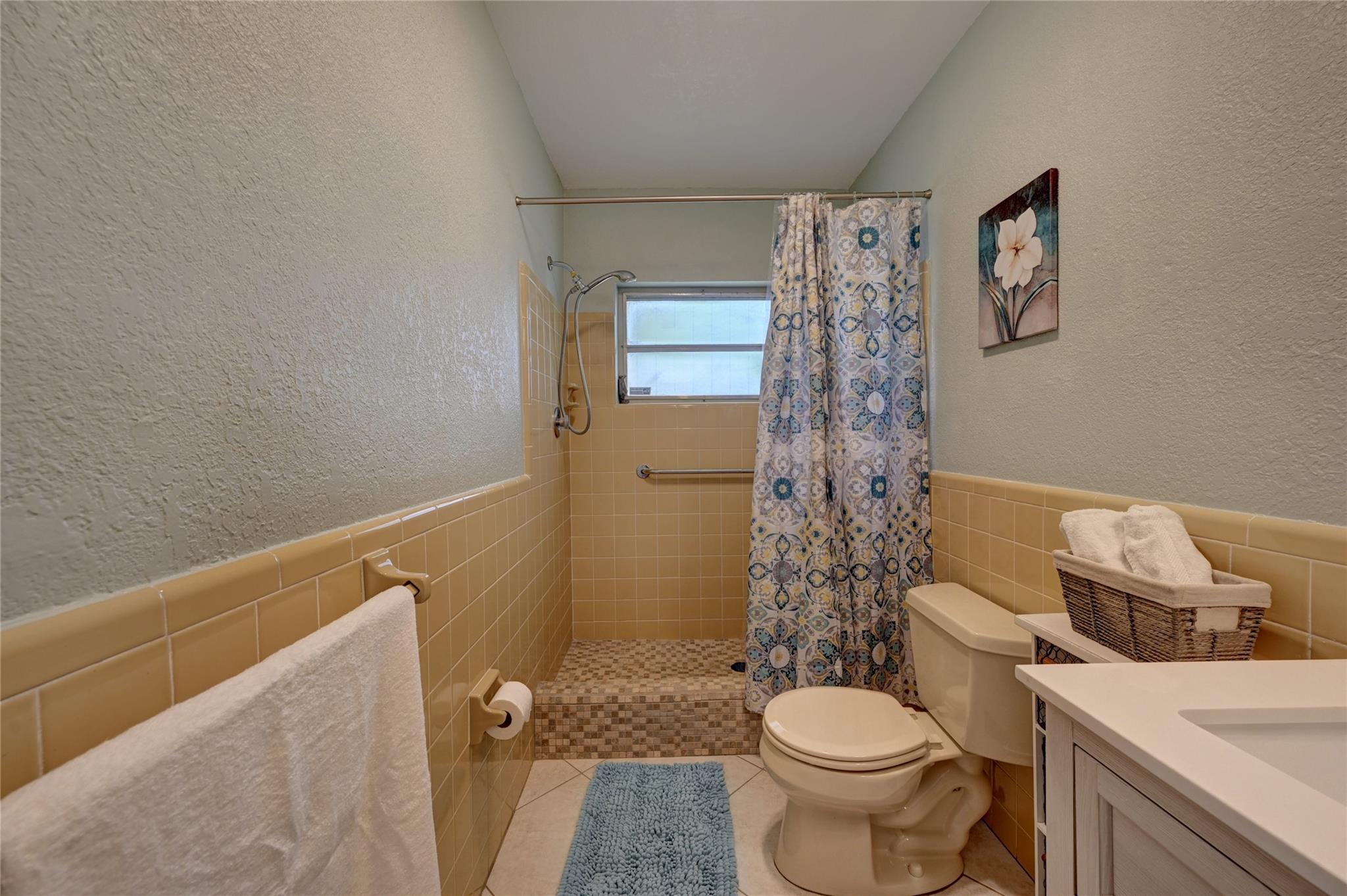 WESTWOOD COMMUNITY 2 - Residential Lease