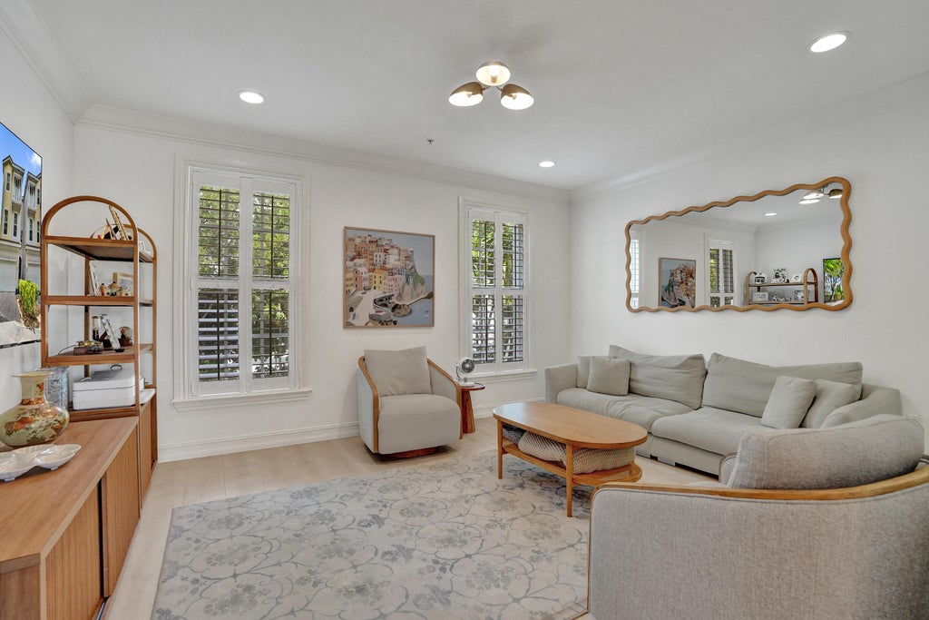 Photo of 2730 Old Florida Trail #2730, Wilton Manors, FL 33334 (MLS # B26060847)