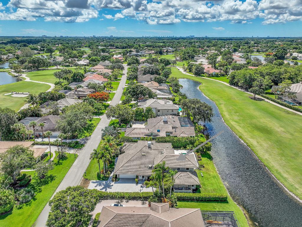 PGA RESORT COMMUNITY 6 - Residential