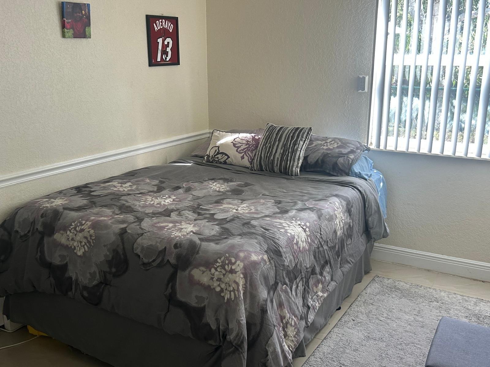 Cinnamon Place 1 121-26 B - Residential