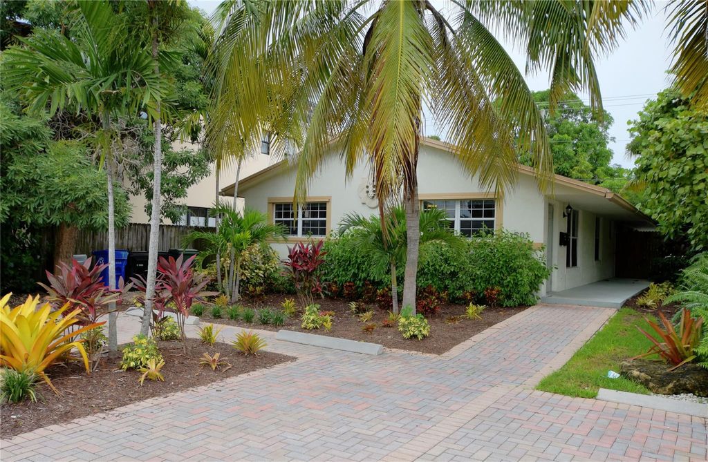 Photo of 501 SW 17th Street, Fort Lauderdale, FL 33315 (MLS # F10515321)