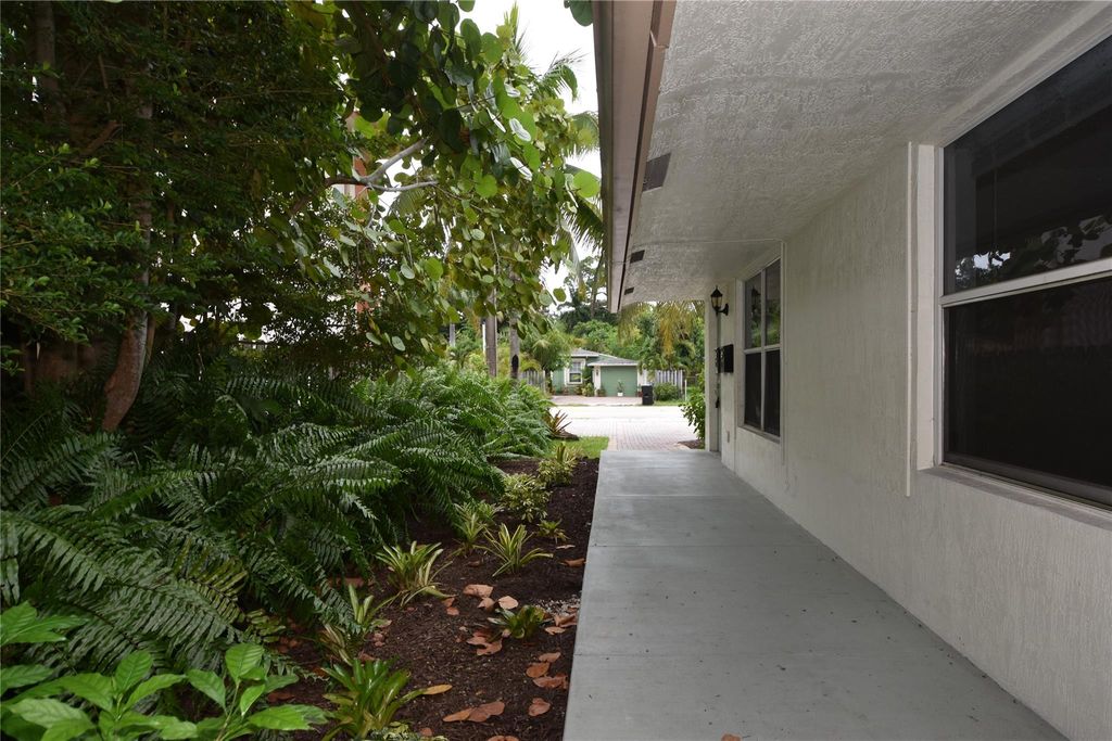 Photo of 501 SW 17th Street, Fort Lauderdale, FL 33315 (MLS # F10515321)