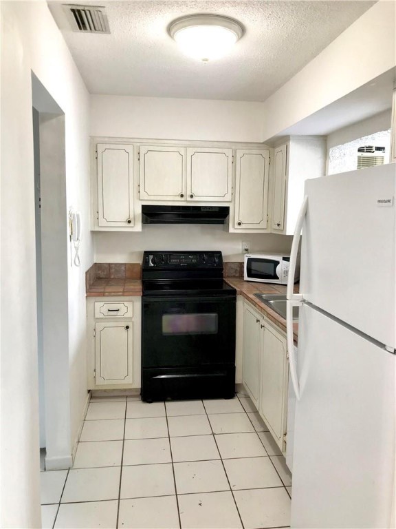 Mainlands Of Tamarac Lake - Residential