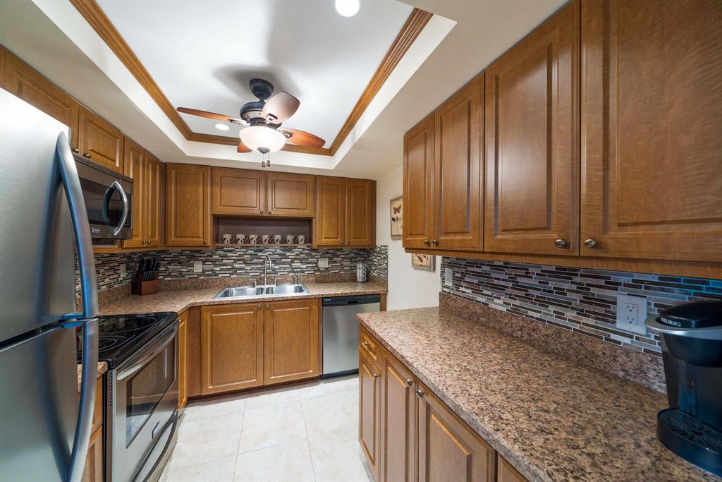 GEMINI CONDO - Residential