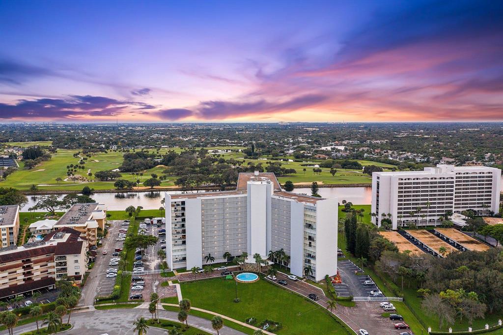 GEMINI CONDO - Residential