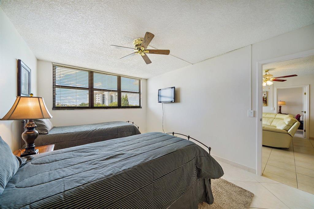 GEMINI CONDO - Residential