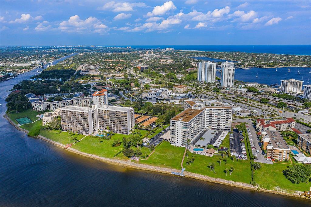 GEMINI CONDO - Residential