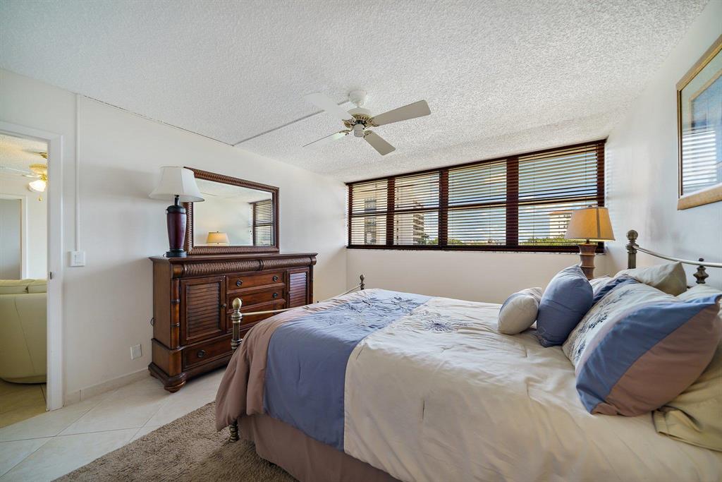 GEMINI CONDO - Residential