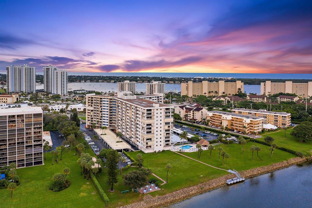 GEMINI CONDO - Residential