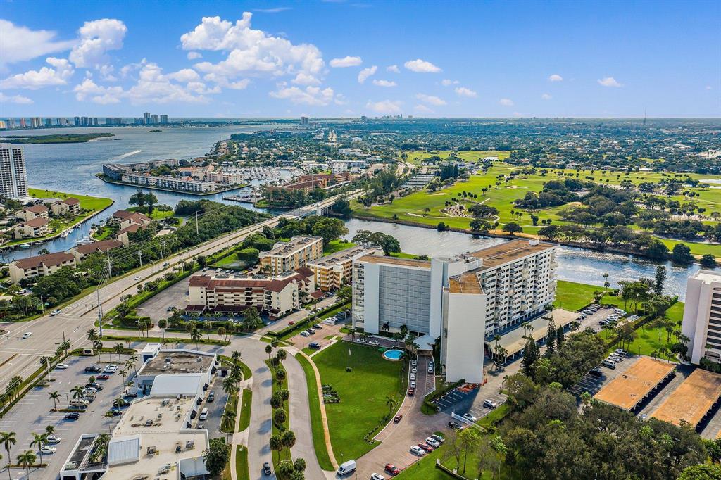 GEMINI CONDO - Residential