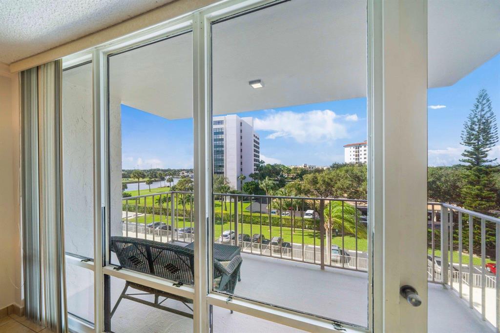 GEMINI CONDO - Residential