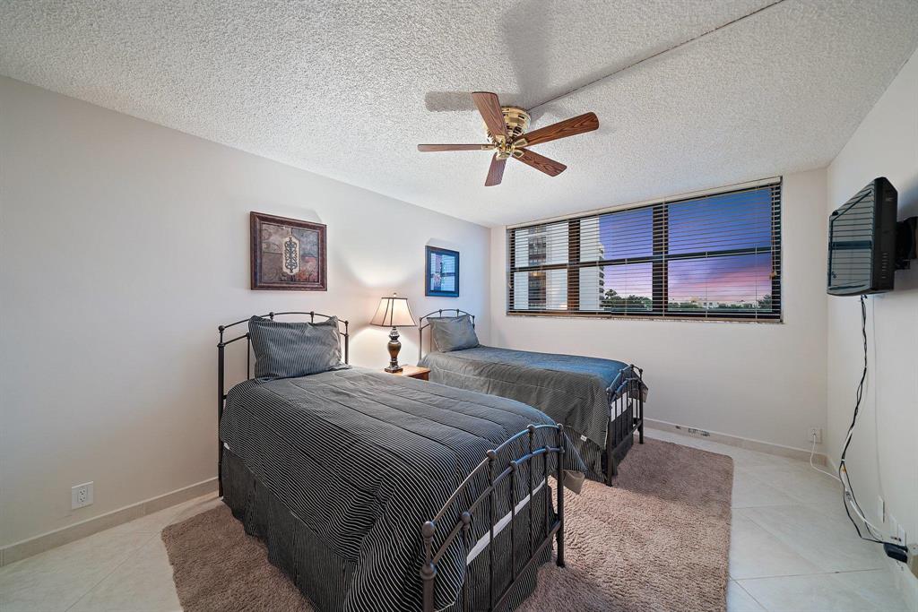 GEMINI CONDO - Residential