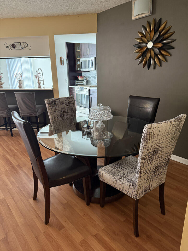 PLANTATION RACQUET CLUB - Residential Lease