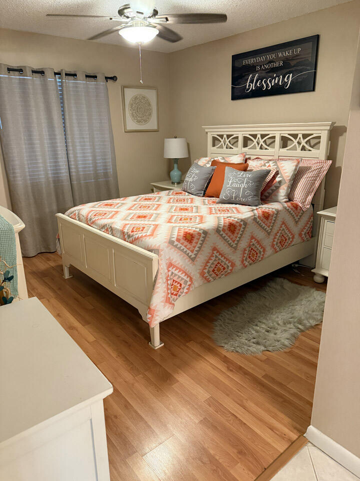 PLANTATION RACQUET CLUB - Residential Lease