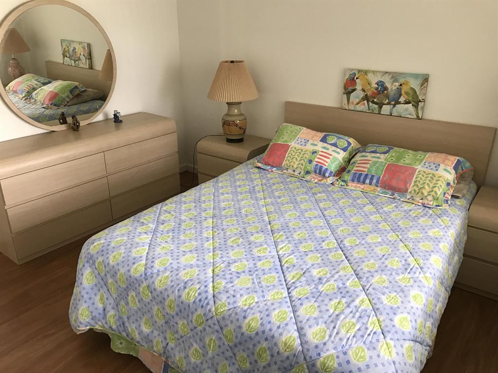 SANDALFOOT SOUTH ONE CONDO PT OF LTS 12, 33 AND 34 - Residential