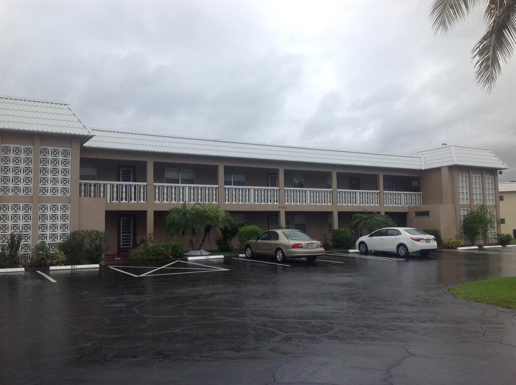 SANDALFOOT SOUTH ONE CONDO PT OF LTS 12, 33 AND 34 - Residential