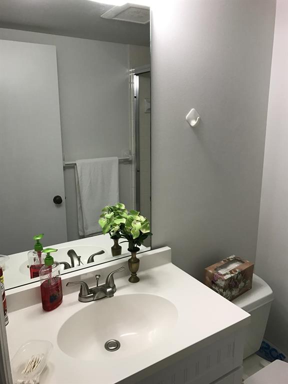 SANDALFOOT SOUTH ONE CONDO PT OF LTS 12, 33 AND 34 - Residential