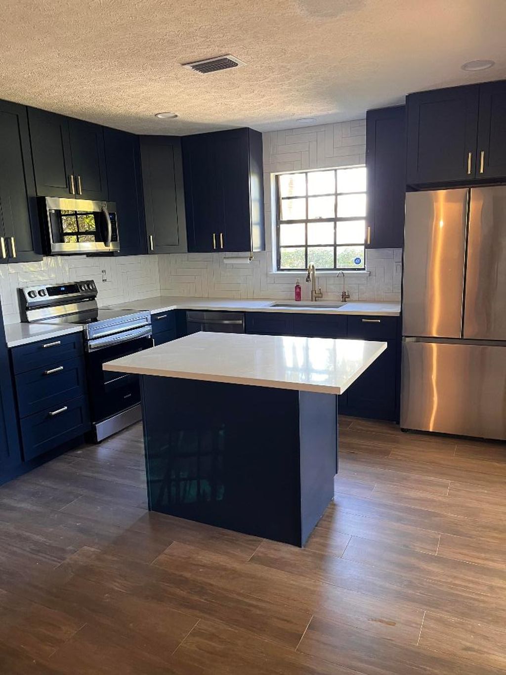 Photo of 7281 SE Concord Place, Hobe Sound, FL 33455 (MLS # R11155966)