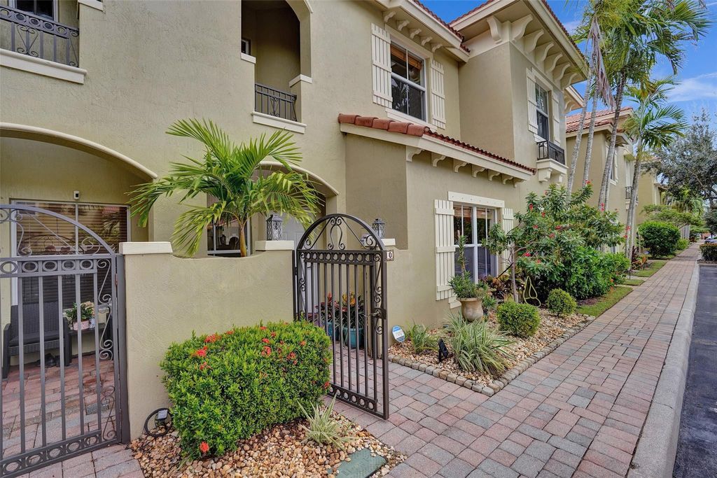 Photo of 110 Monterey Bay Drive #110, Boynton Beach, FL 33426 (MLS # F10462831)
