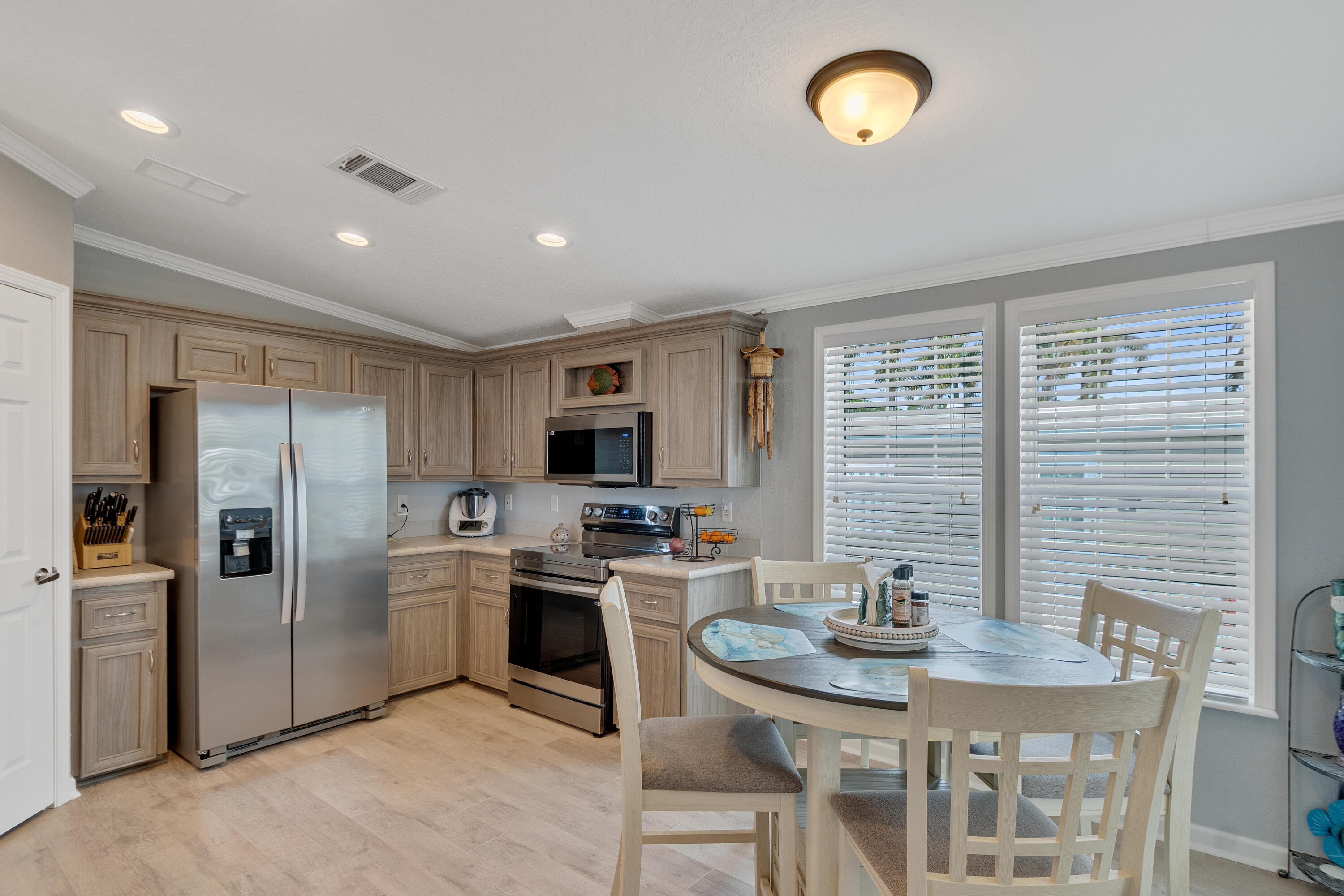 Pinelake Village - Residential