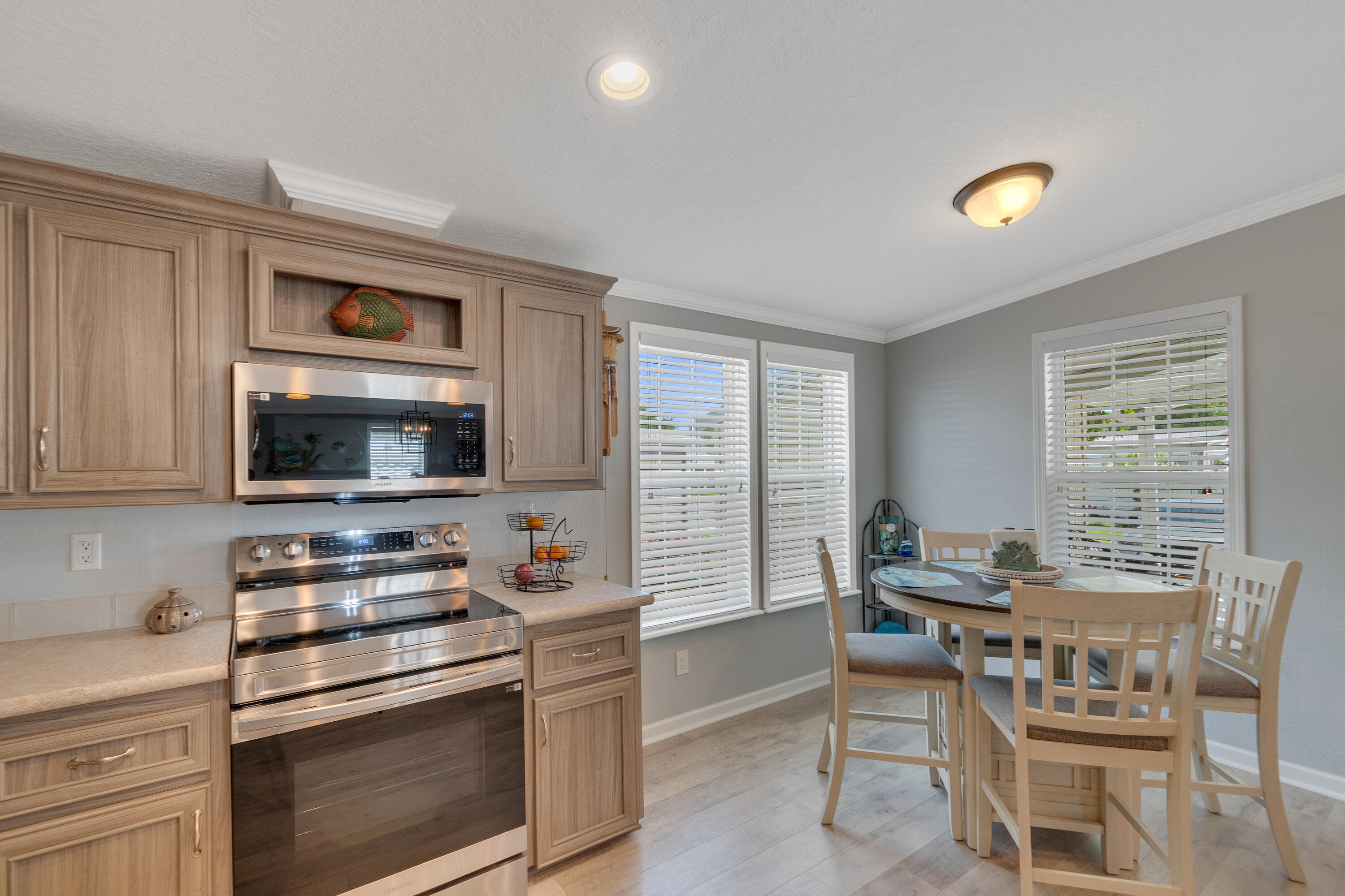 Pinelake Village - Residential