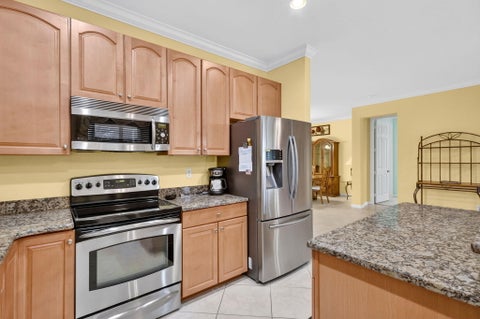 Tiny photo for 6311 ASTOR Place, Vero Beach, FL 32966 (MLS # B26090453)