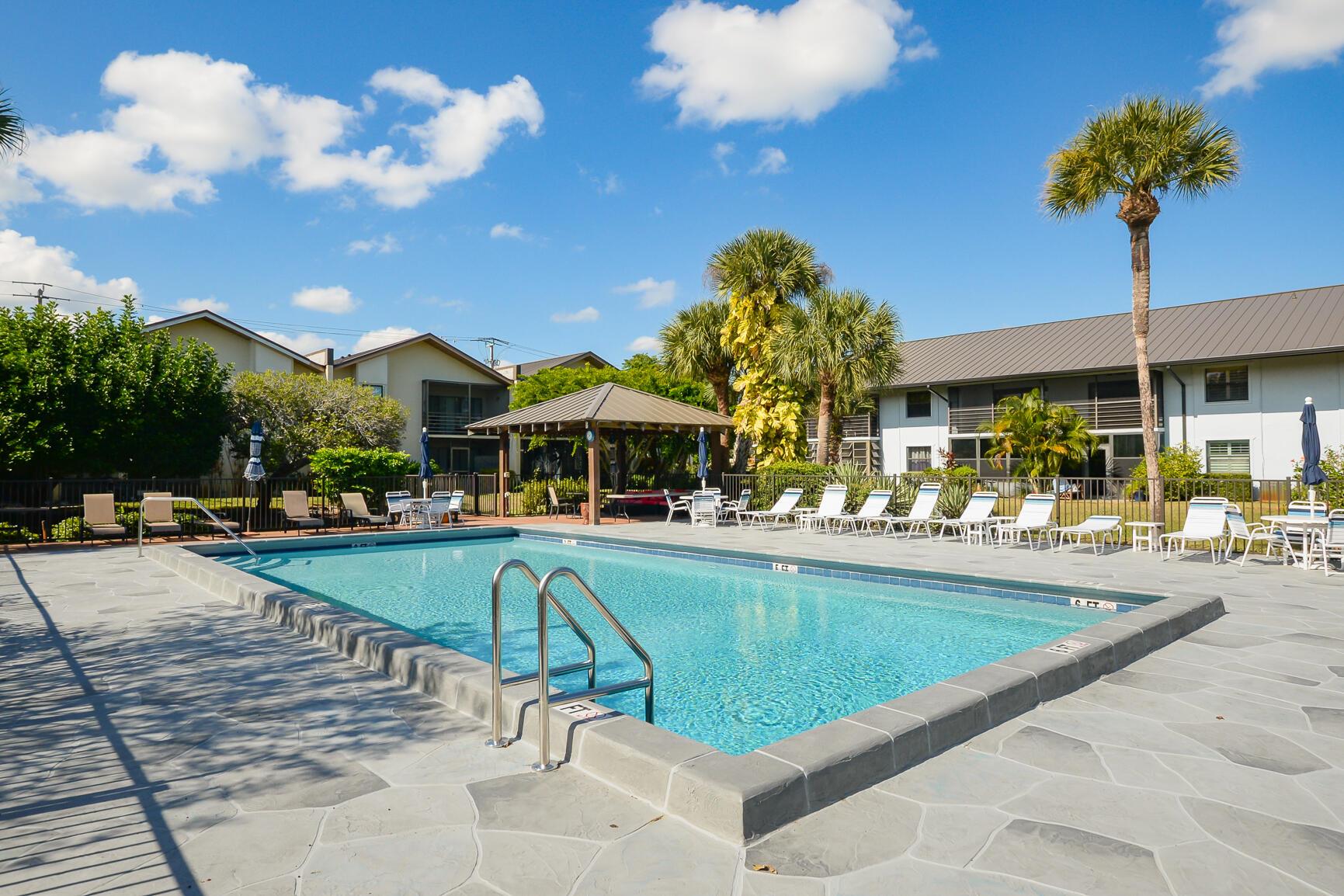 PARK SQUARE CONDO (AKA CO - Residential