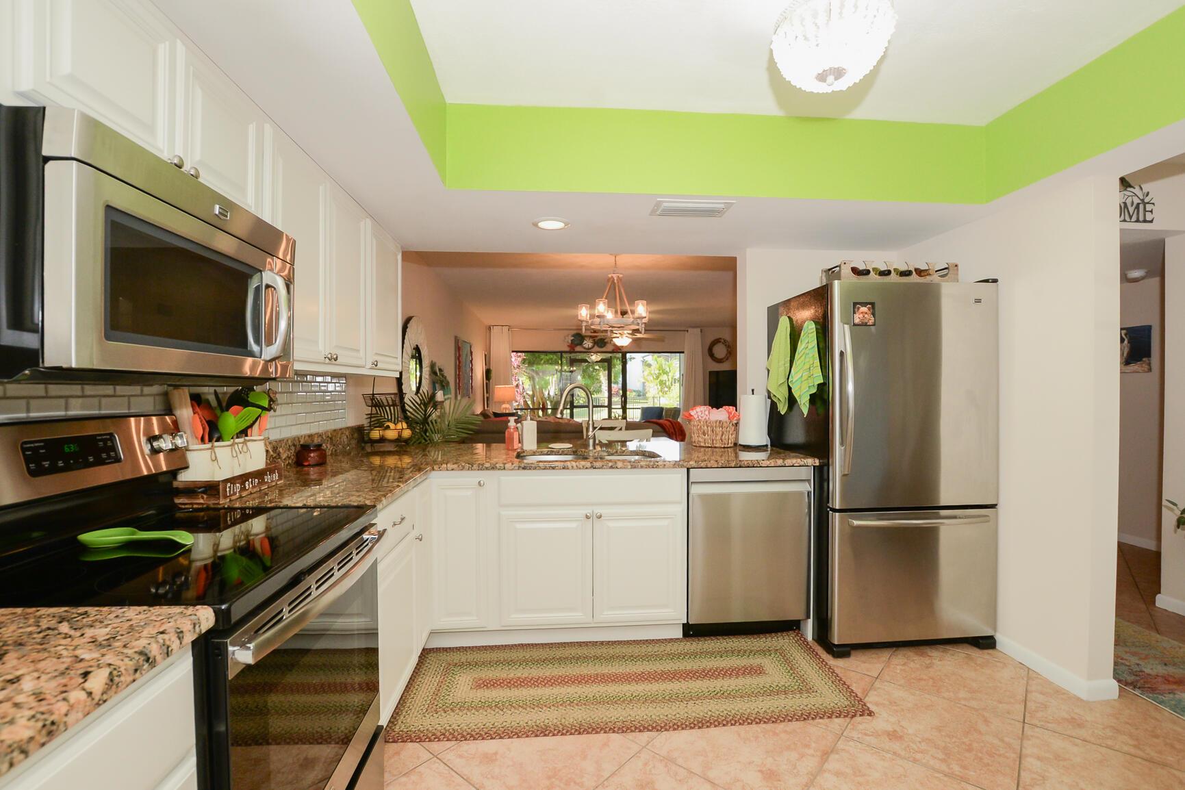 PARK SQUARE CONDO (AKA CO - Residential