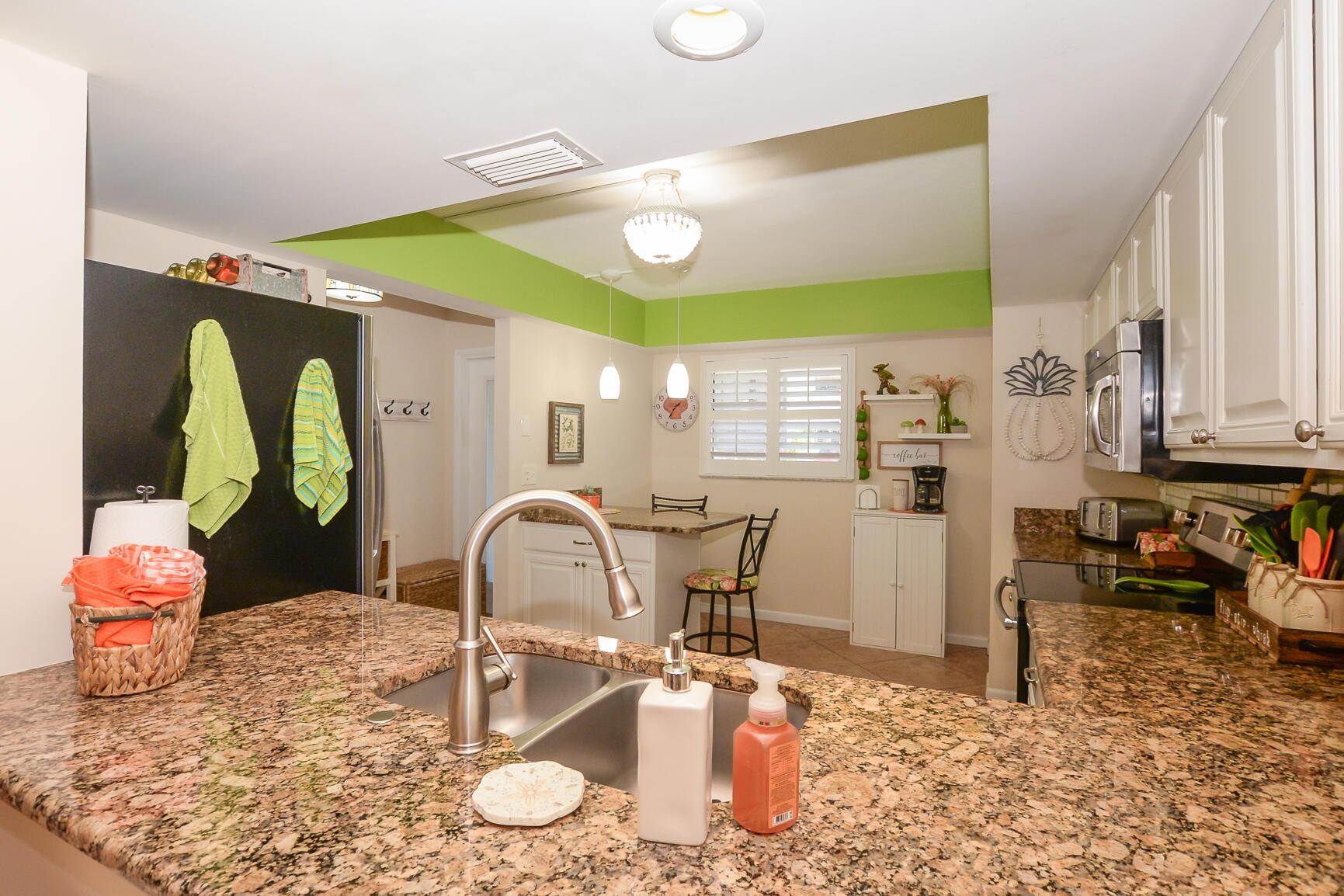 PARK SQUARE CONDO (AKA CO - Residential