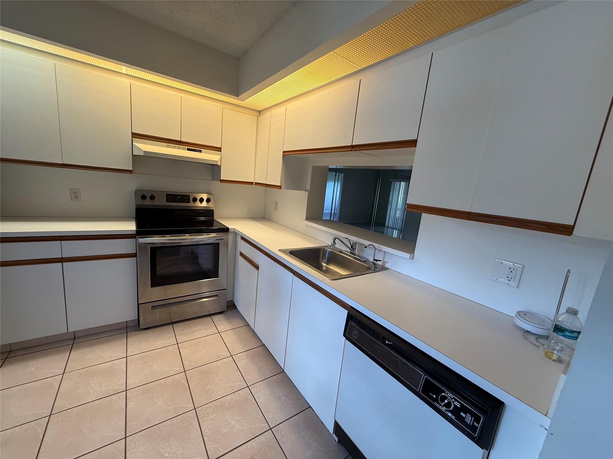 Buckingham At Century Vil - Residential Lease