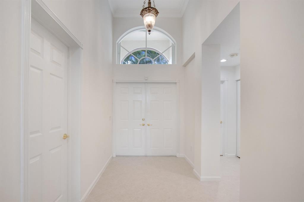 VALENCIA ISLES 1 - Residential