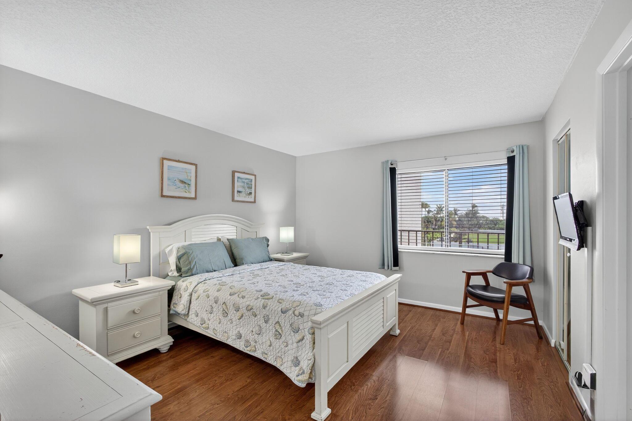 SEA RISE CONDO - Residential