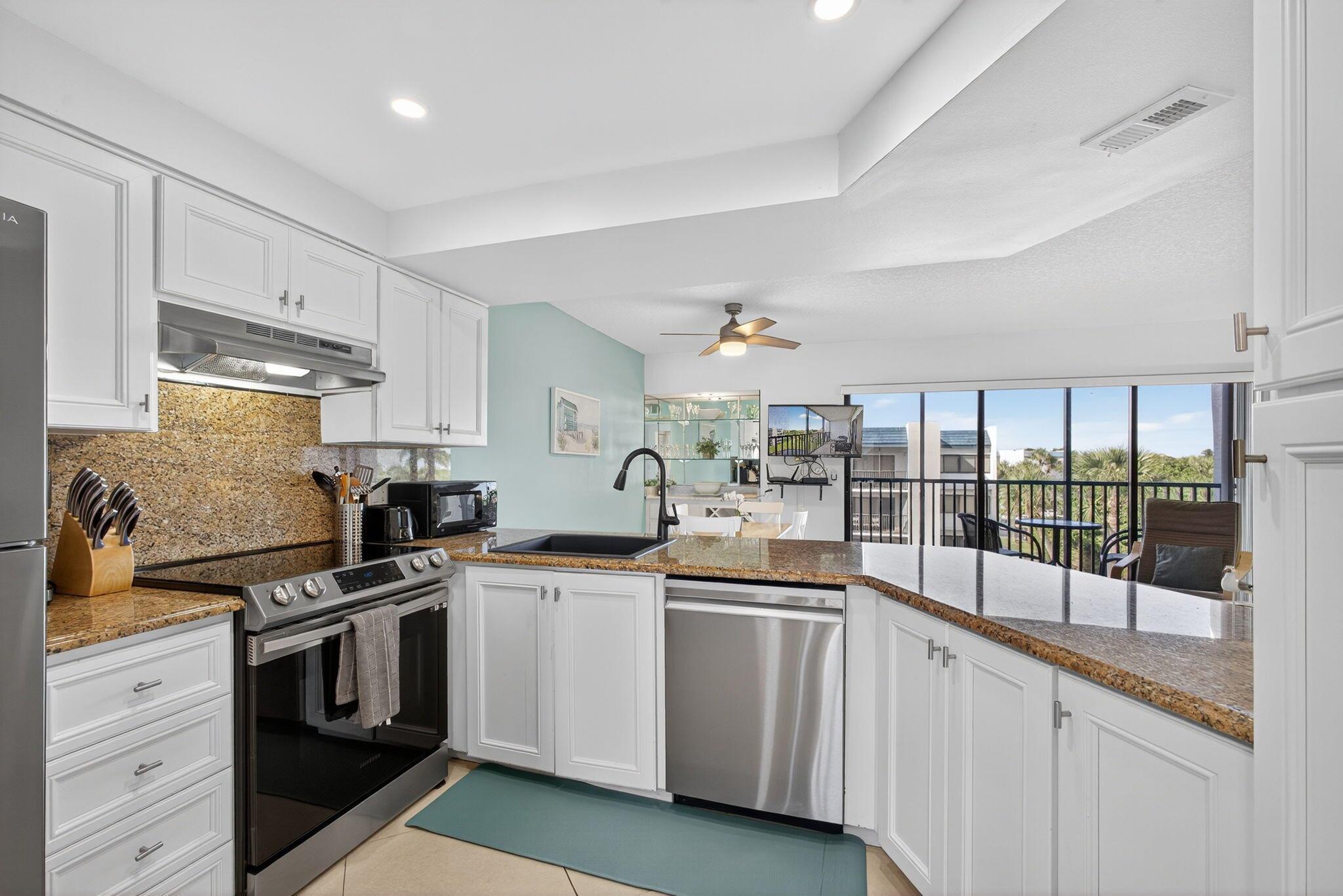 SEA RISE CONDO - Residential