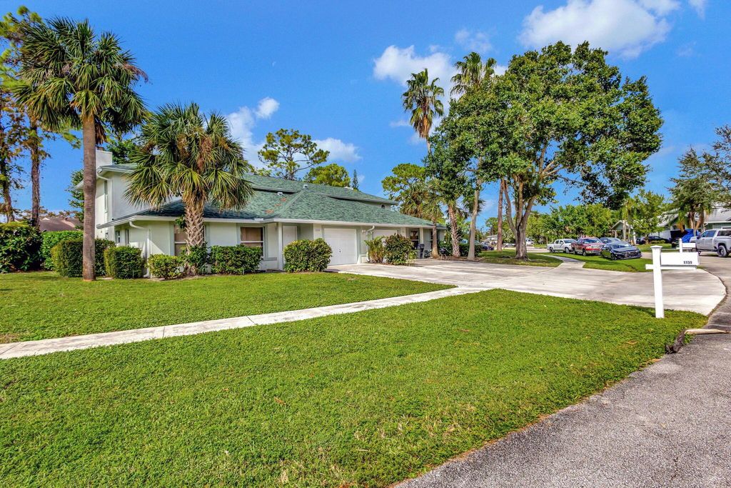 Photo of 1139 Staghorn Street, Wellington, FL 33414 (MLS # R11037392)