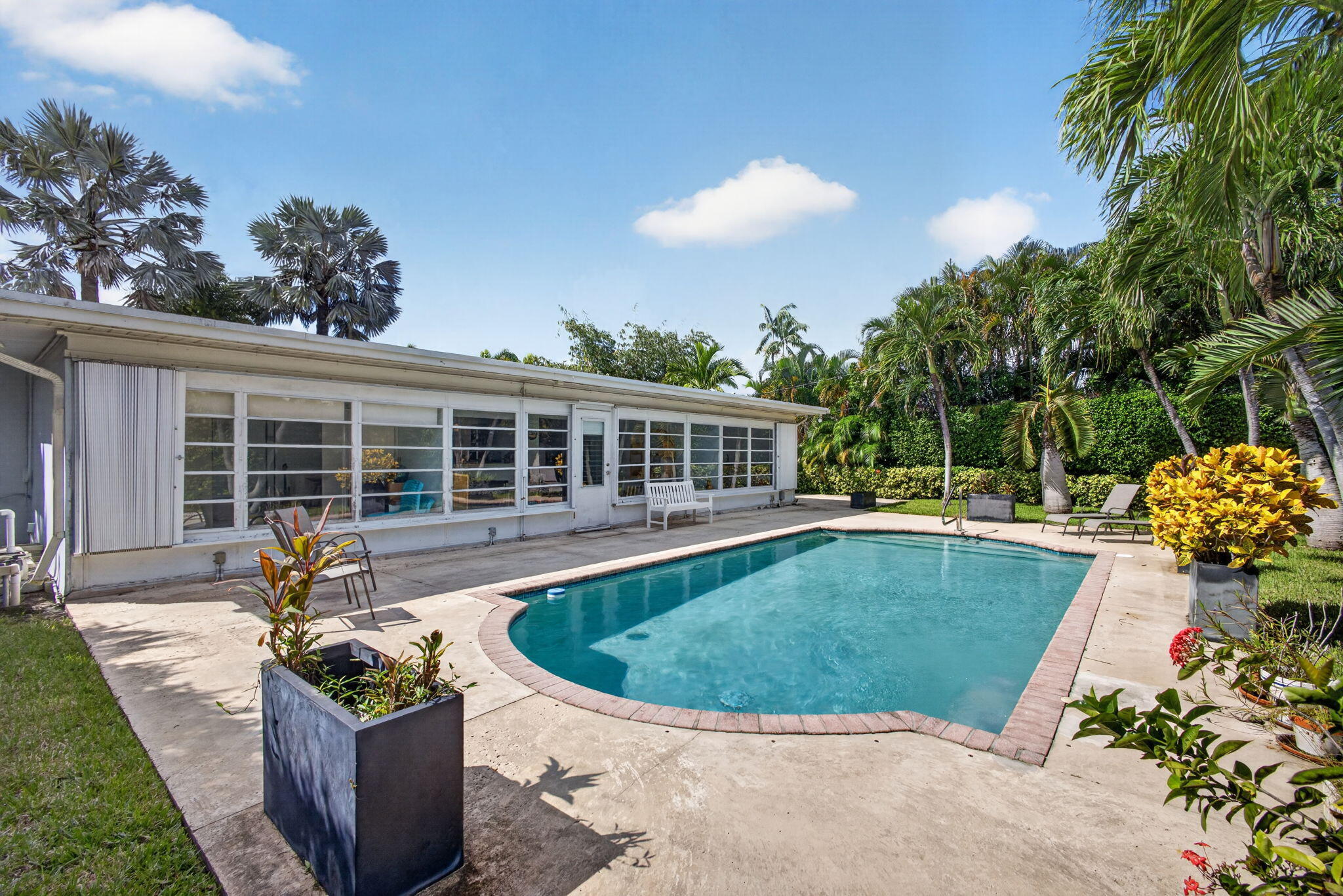 128 Vassar Drive