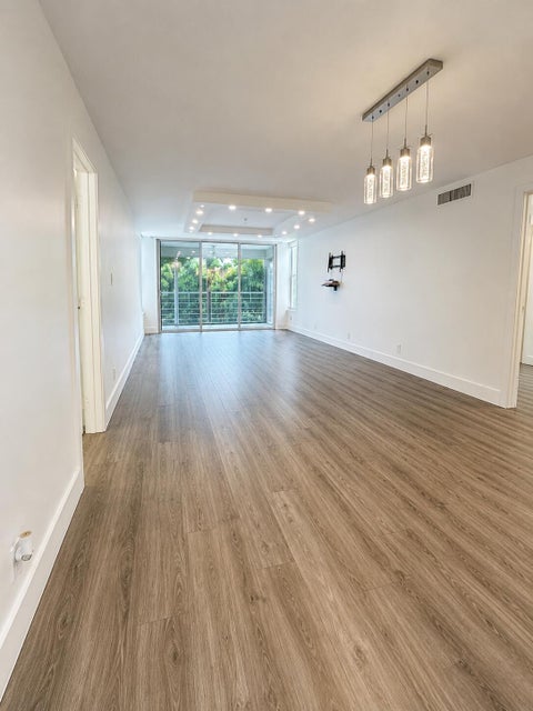 Tiny photo for 3930 Oaks Clubhouse Drive #303, Pompano Beach, FL 33069 (MLS # B26042761)