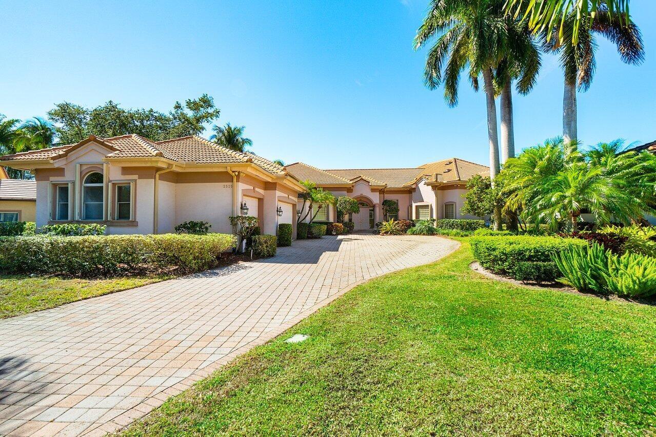 2525 Seminole Circle