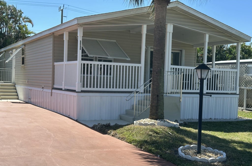 Photo of 8080 SOUTH Street, Boca Raton, FL 33433 (MLS # B26094105)
