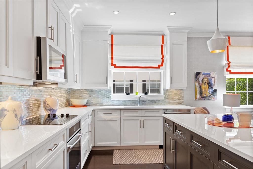 CANNERY ROW - Residential Lease