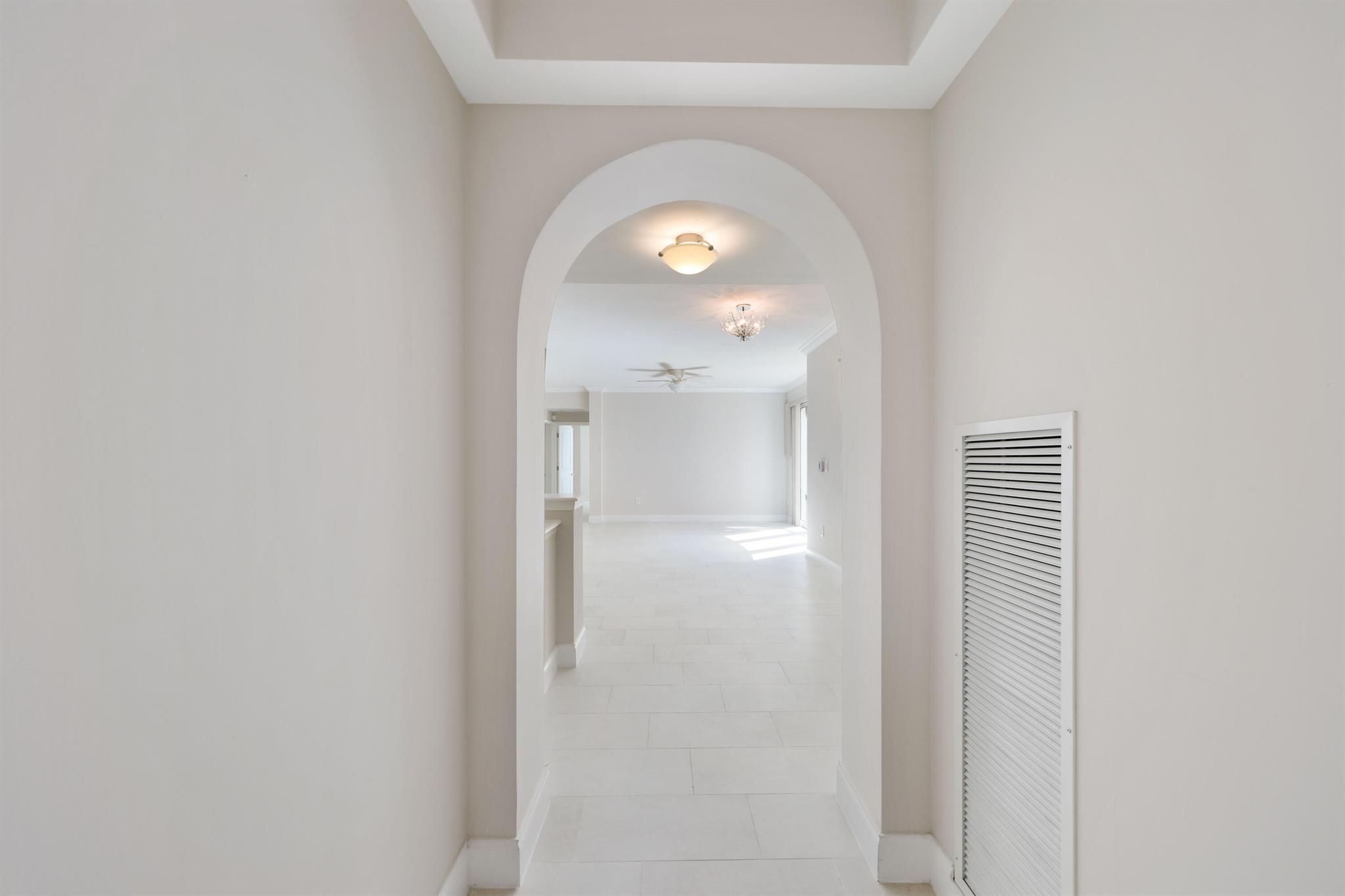 ASTOR CONDO - Residential