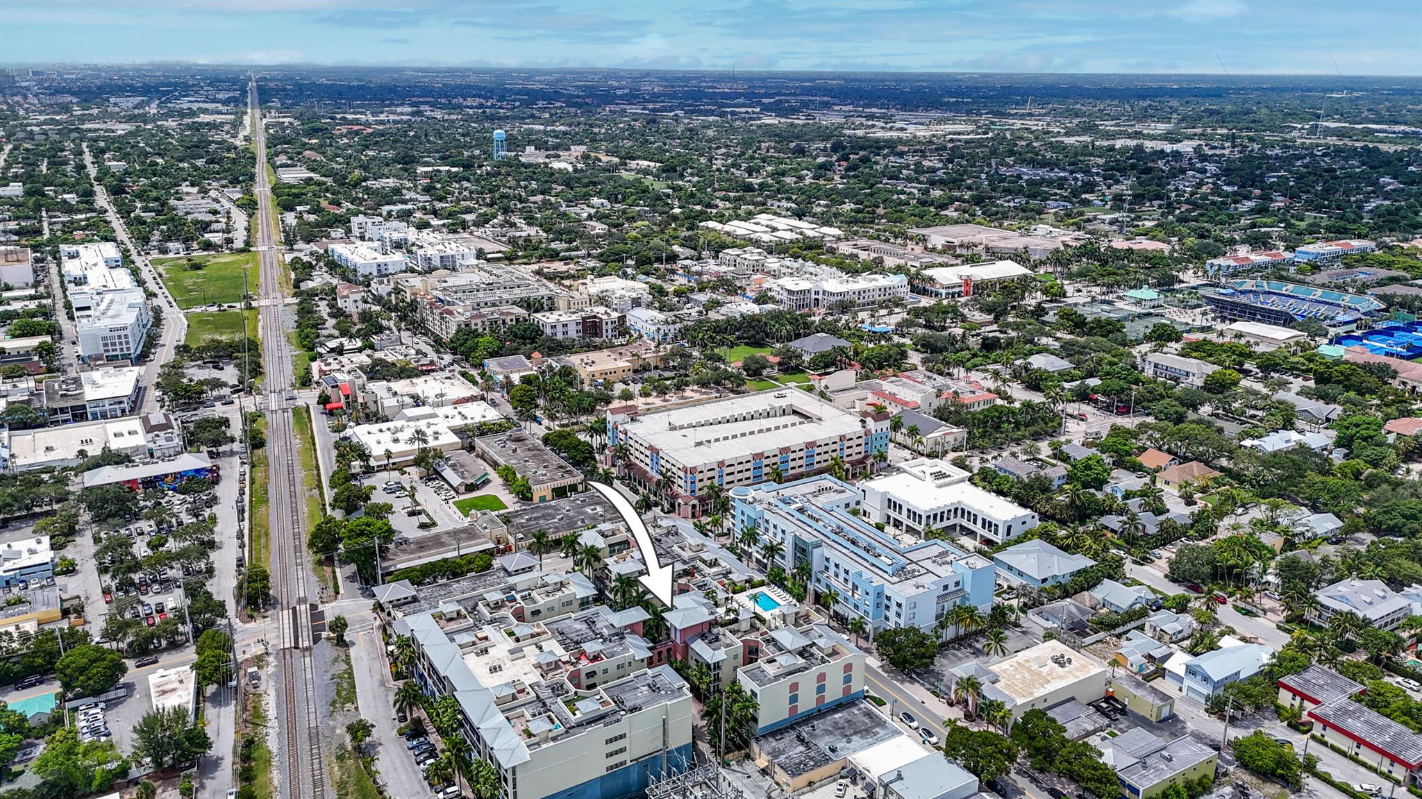 ASTOR CONDO - Residential