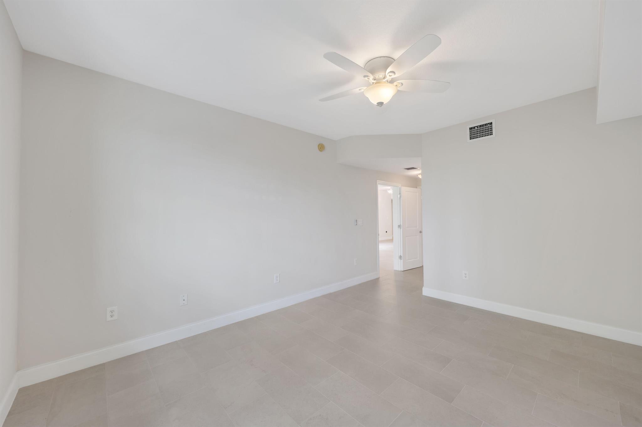 ASTOR CONDO - Residential