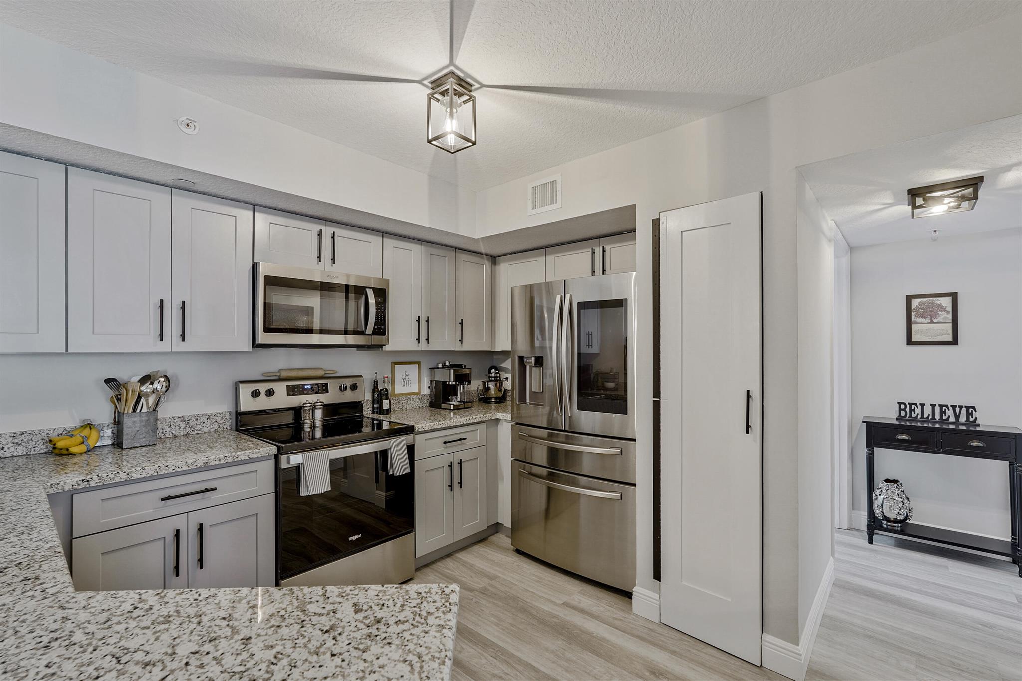 EMERALD ISLE AT LAGUNA LAKES CONDO - Residential