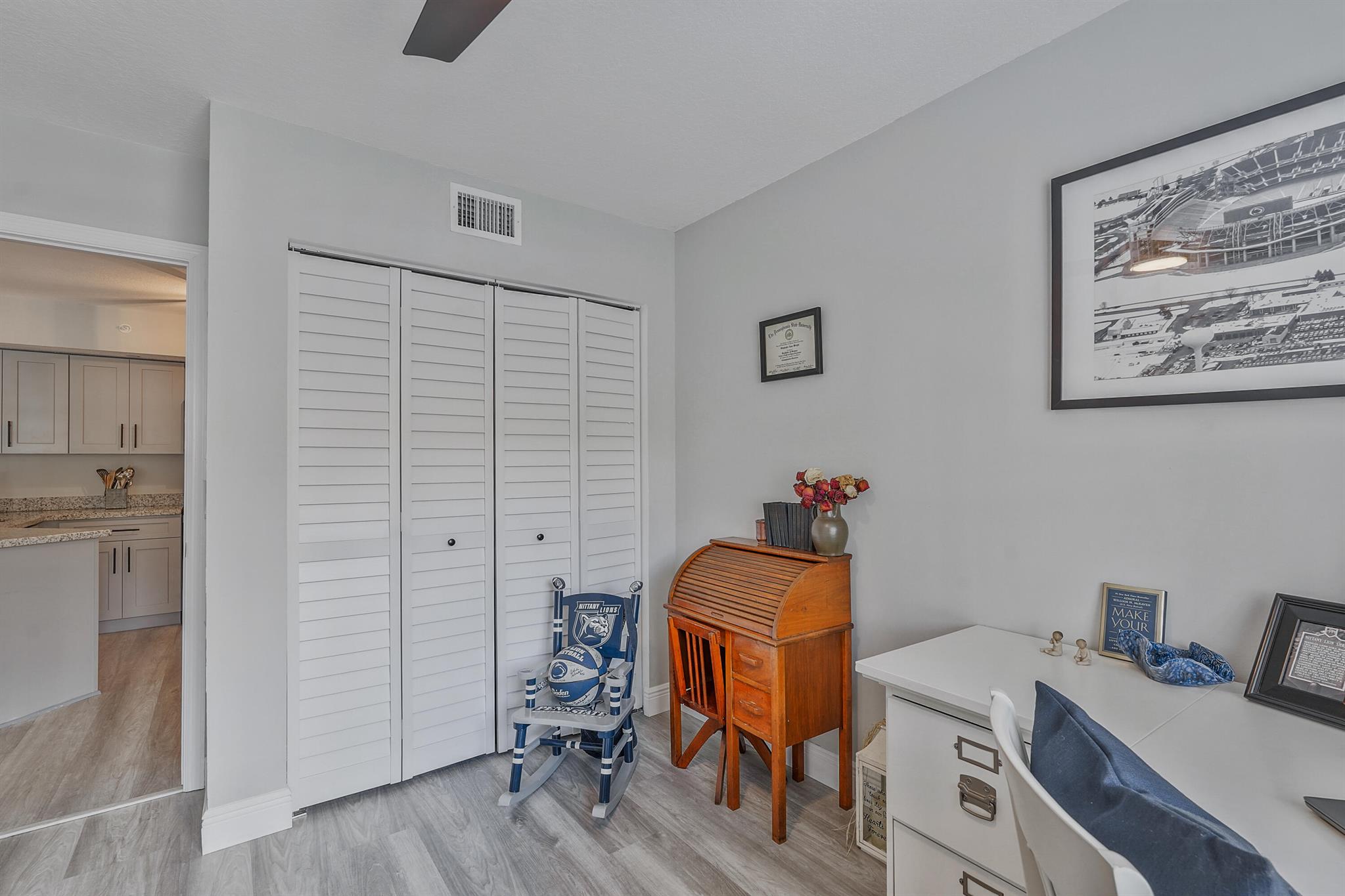 EMERALD ISLE AT LAGUNA LAKES CONDO - Residential