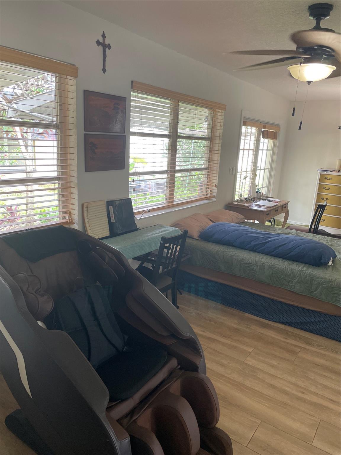 MAINLANDS OF TAMARAC - Residential Lease