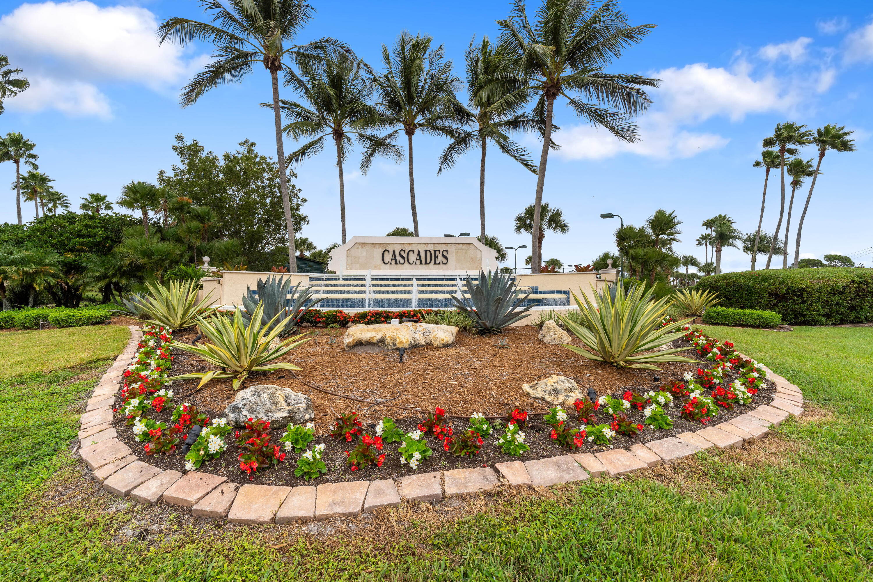 CASCADES AT ST LUCIE WEST PHASE 6 - Residential