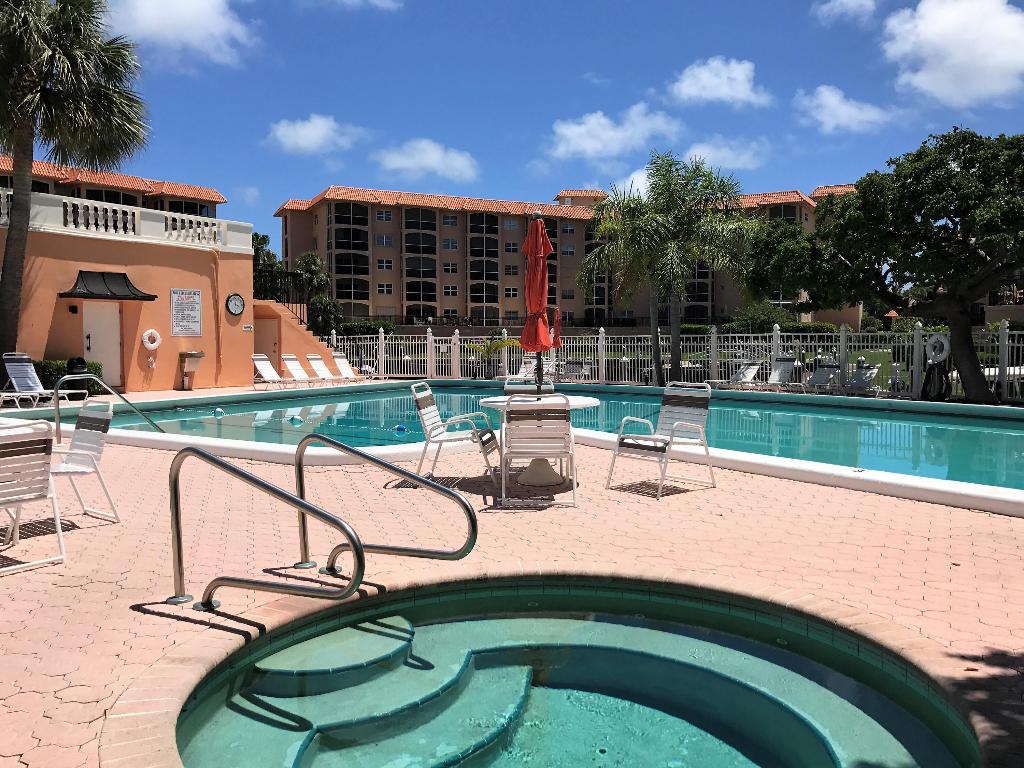 SAN REMO CONDO - Residential